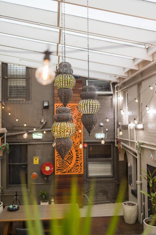 Hostel London Plane Backpackers Sydney Exterior foto