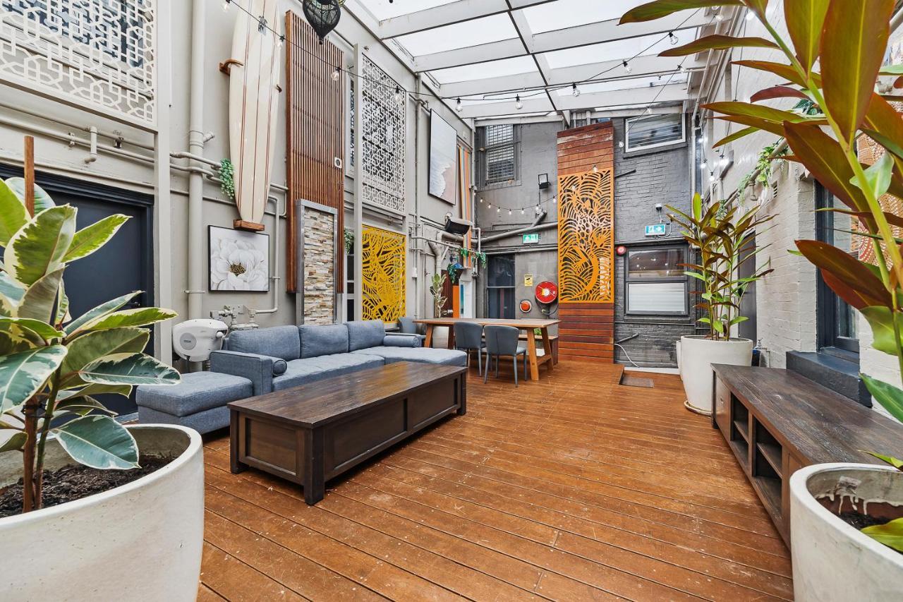 Hostel London Plane Backpackers Sydney Exterior foto